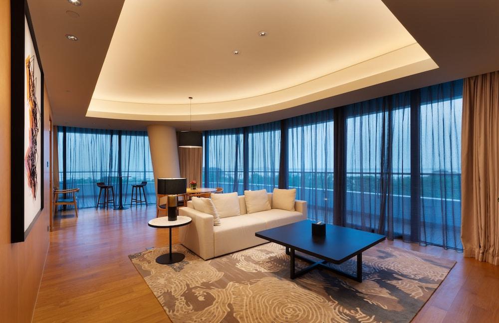 แอลเอ็น การ์เดน โฮเต็ล หนานซา กวางโจว Hotel ภายนอก รูปภาพ